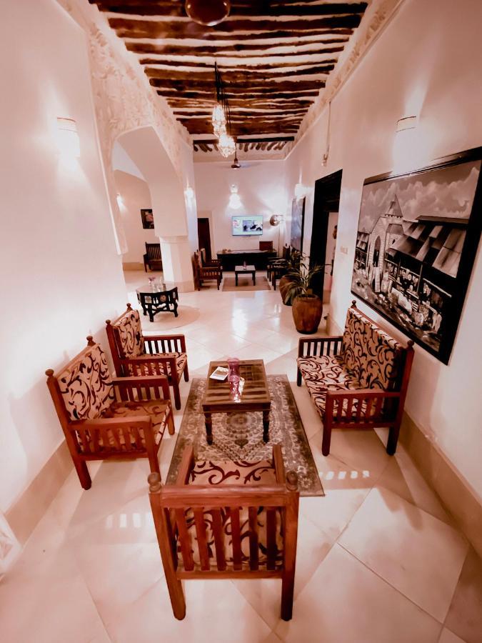 Smiles Stone Town Hotel Zanzibar Екстериор снимка