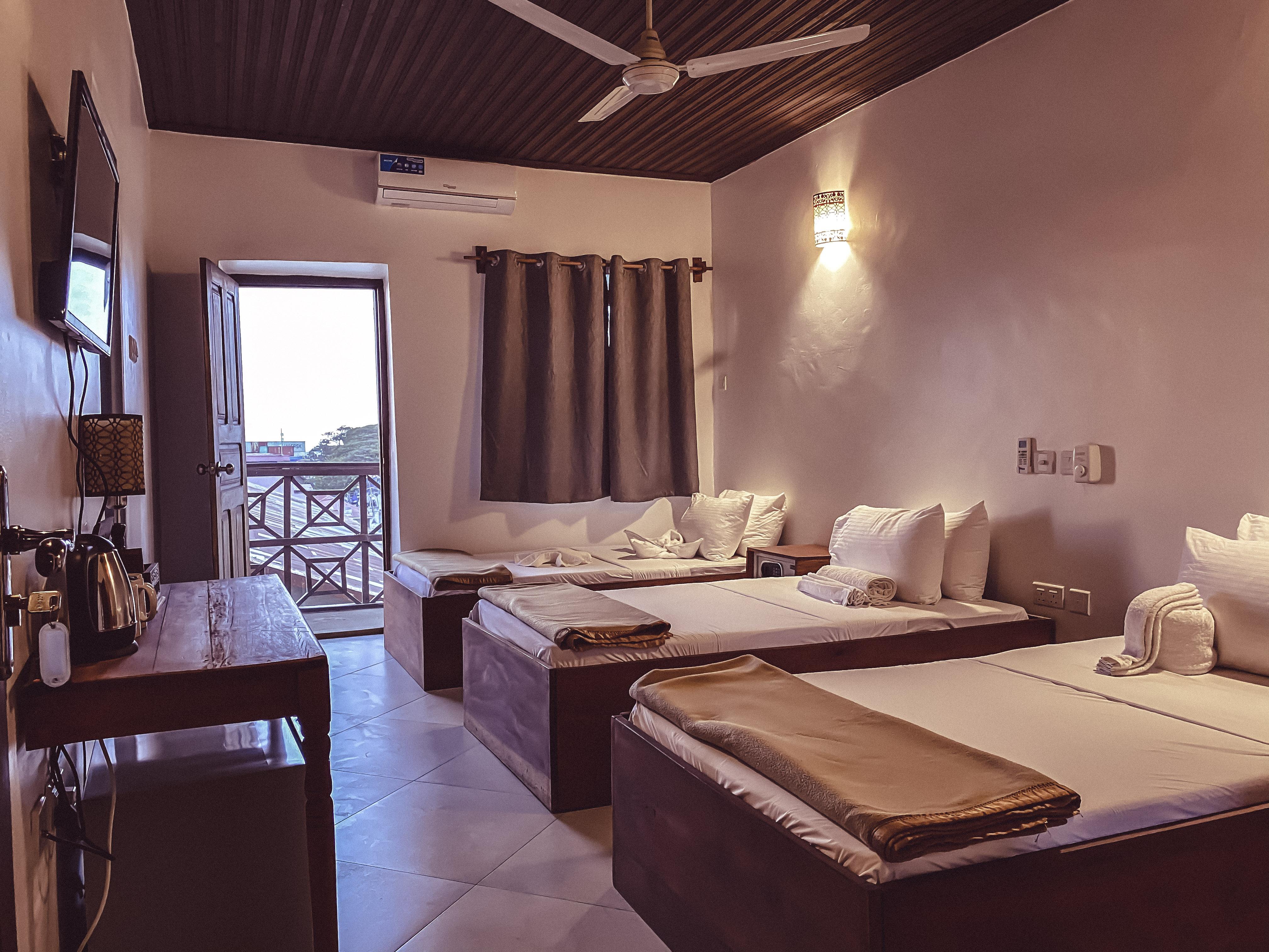 Smiles Stone Town Hotel Zanzibar Екстериор снимка