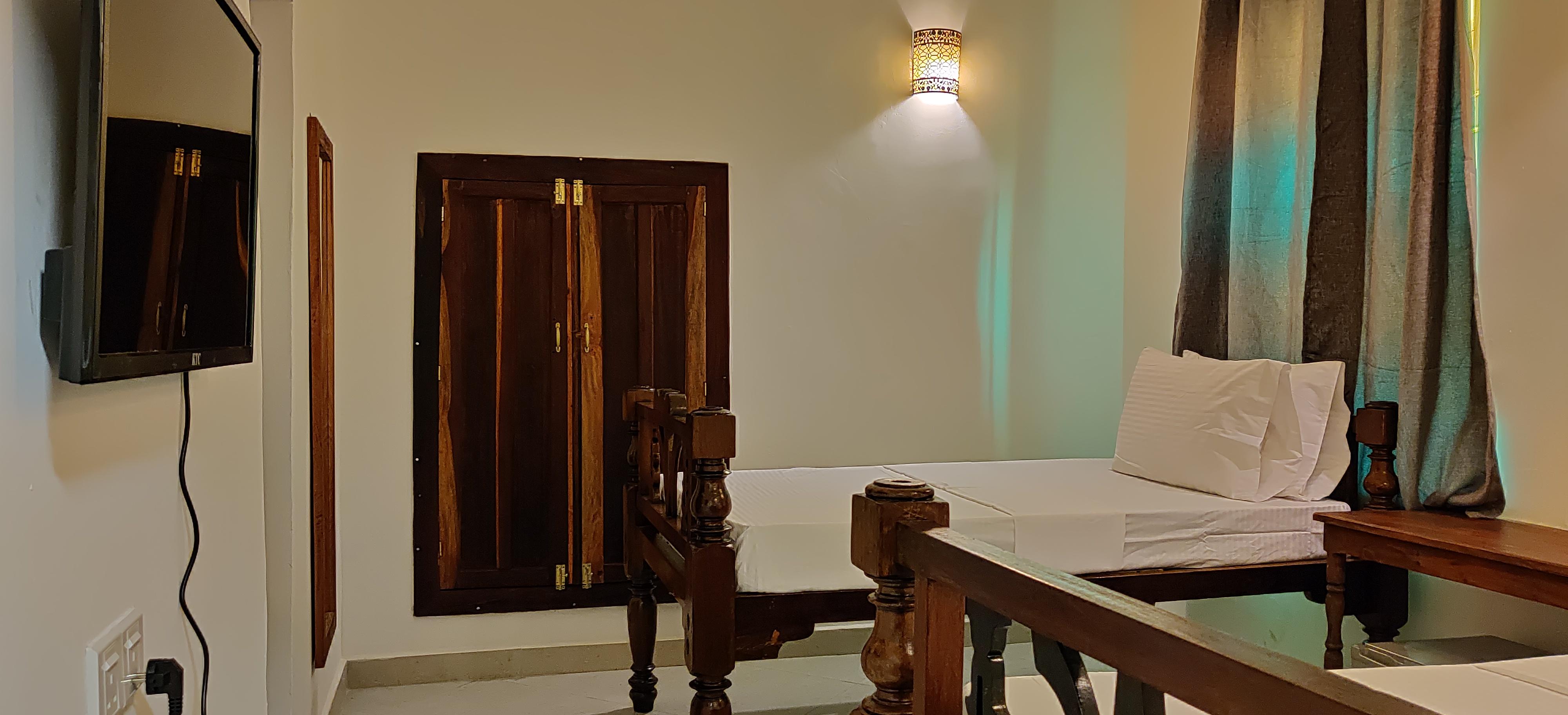 Smiles Stone Town Hotel Zanzibar Екстериор снимка